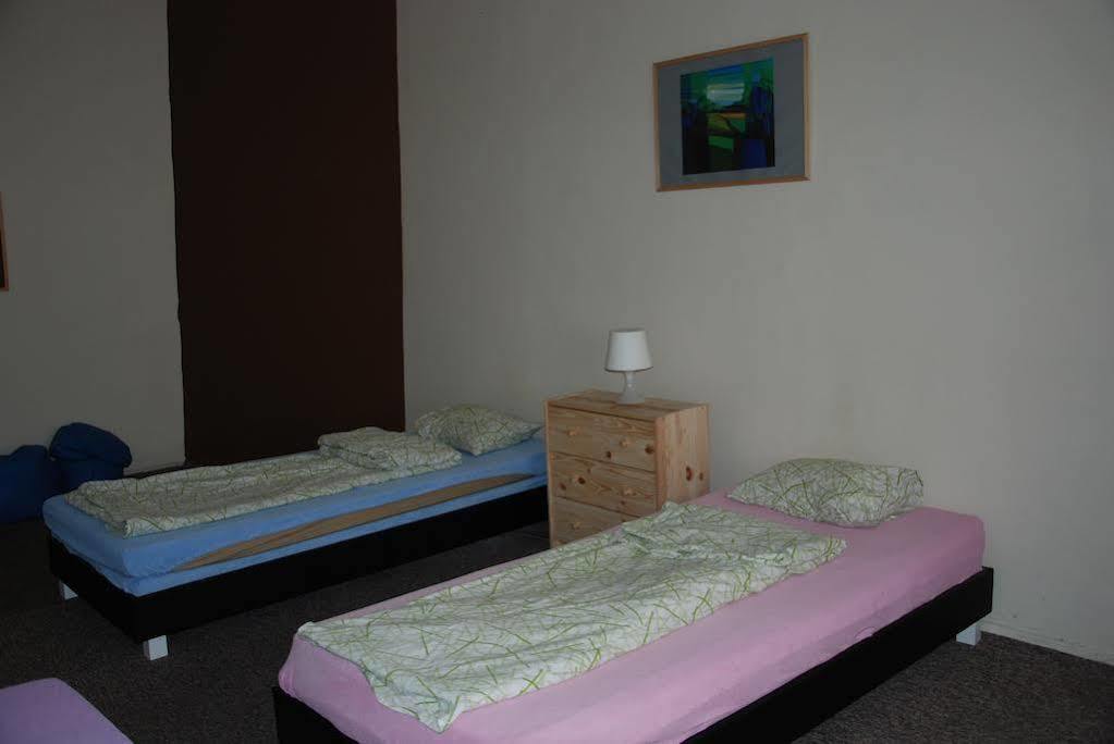 Hostel Krakowskie Klimaty Cracóvia Exterior foto